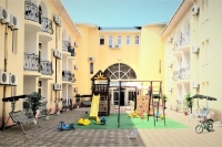02.jpg