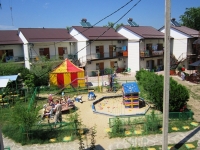 02.jpg