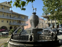 05.jpg