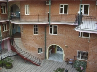 06.jpg