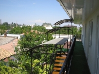 05.jpg