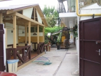 06.JPG