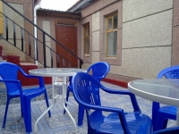 09.jpg