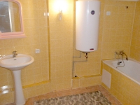 hotel_120_4b.jpg