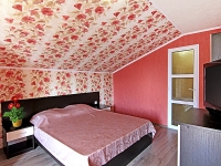 06.jpg