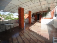 06.JPG
