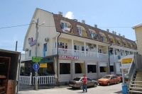 01.jpg