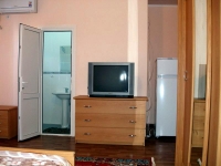 09.jpg